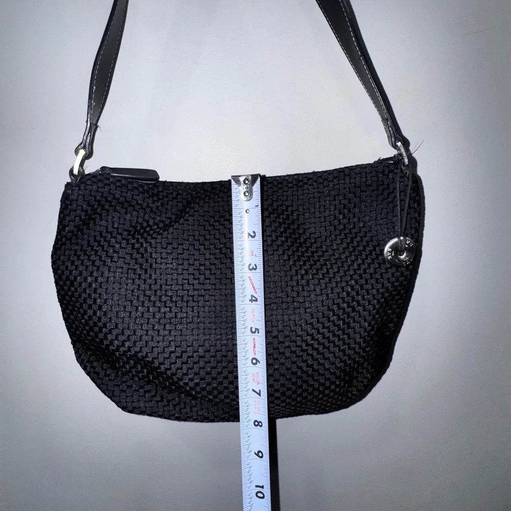 The Sak Woven Hobo Shoulder Bag Black Textured Leather Strap Accent EUC